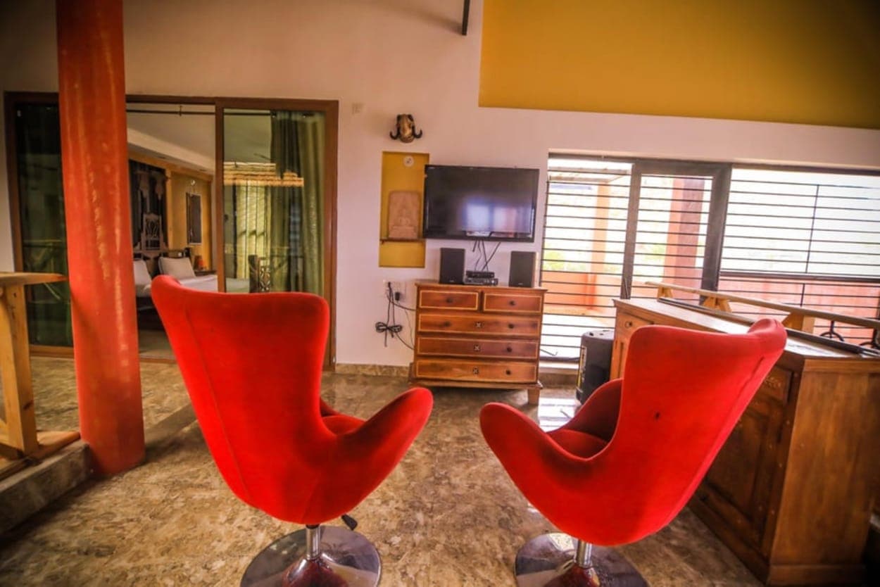 Aura Foothills Villa by Tripture — home_detail