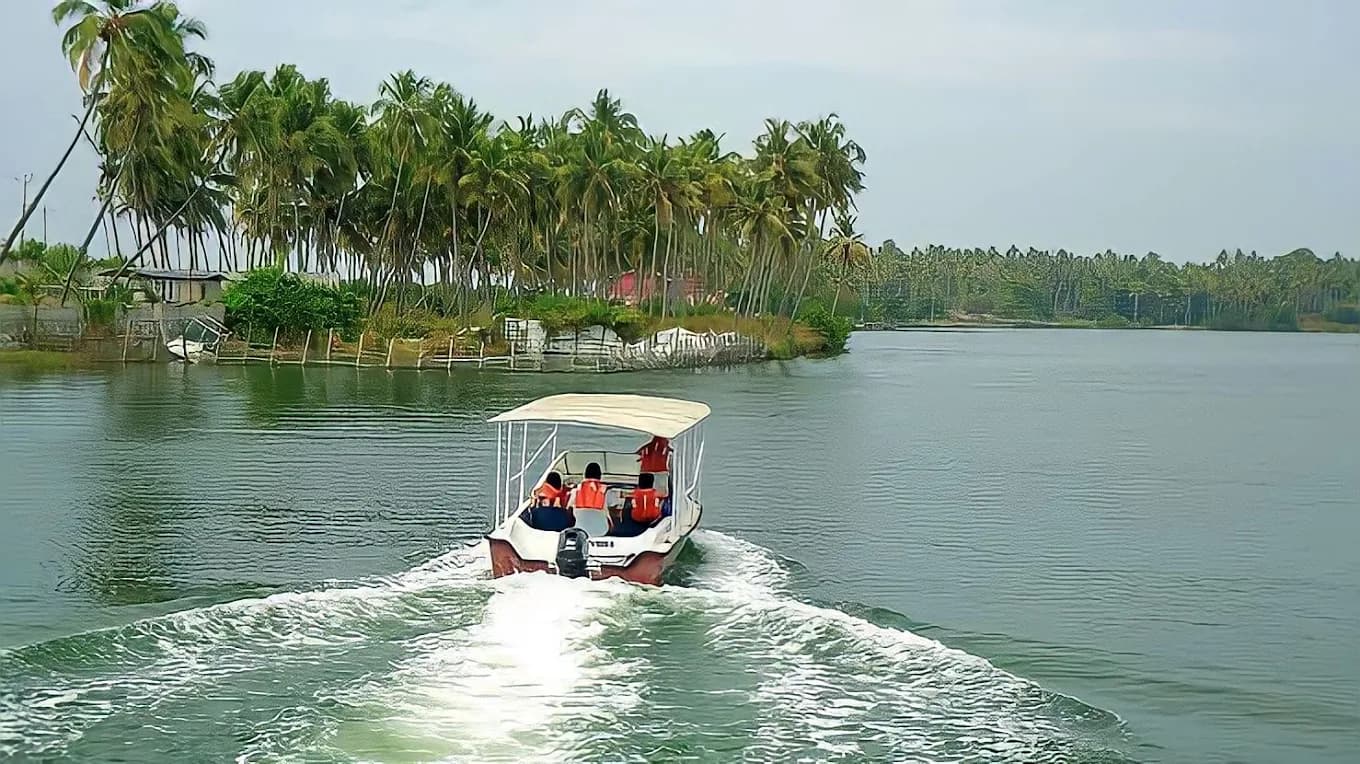 Veli Lake Tourist Village