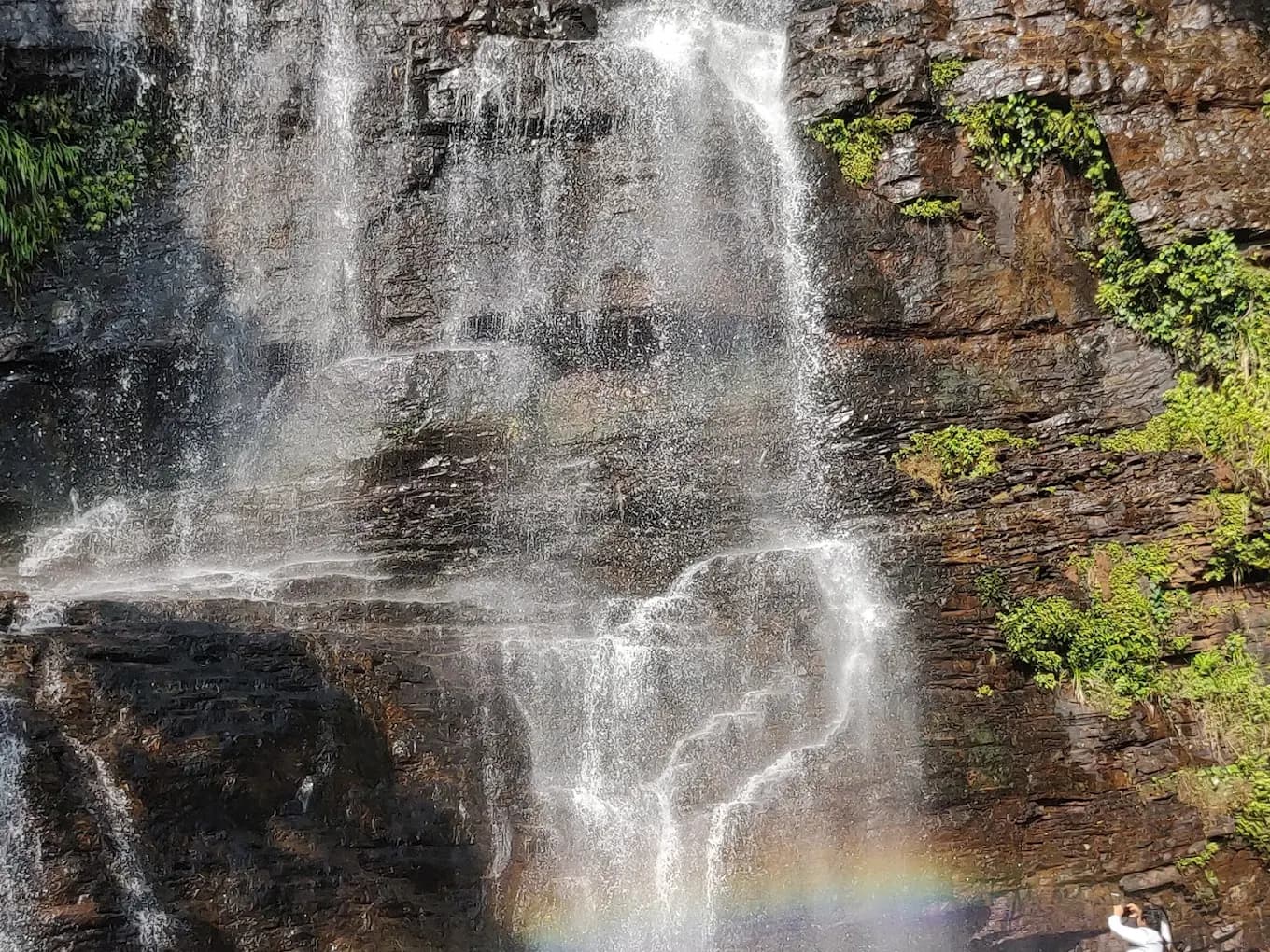 Jhari Waterfall
