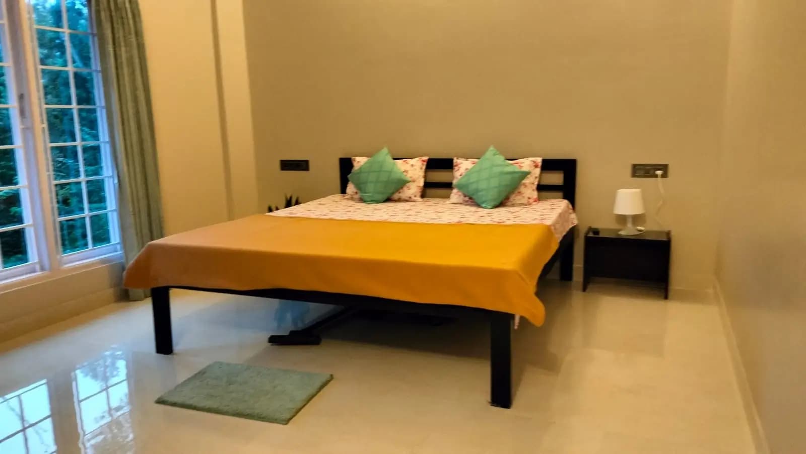 Room 2 at Coffee Blossom Villa